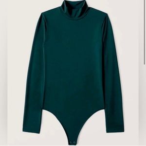 Abercrombie & Fitch turtleneck, bodysuit, deep, dark green size medium BNWT NBW